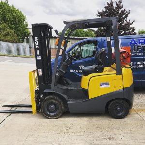 Yellow fork lift truck 