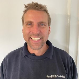 Headshot of Richard Curtis at Arnold Lift Trucks